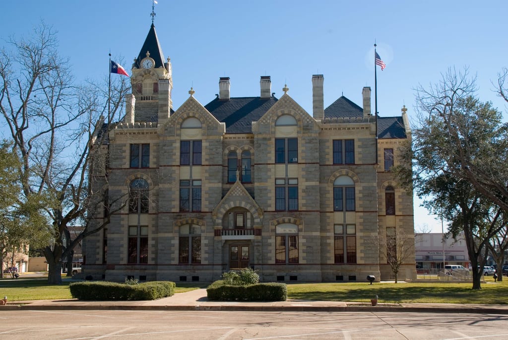 Fayette_County_courthouse_-_La_Grange_TX